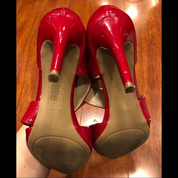 Jones New York Glossy Red Heels - Picture 5 of 9